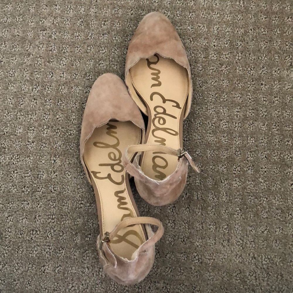 Small 2 inch closed toe suede heel